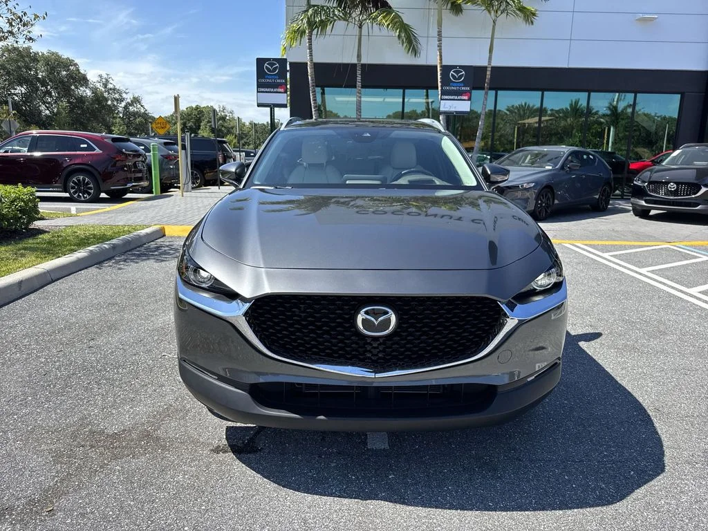 Used 2021 Machine Gray Metallic Mazda Premium image 8