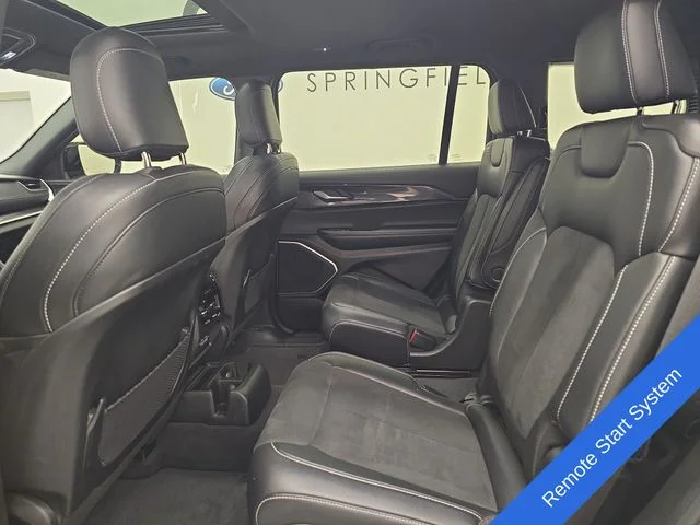 Used 2022 Bright White Clearcoat Jeep Altitude image 17