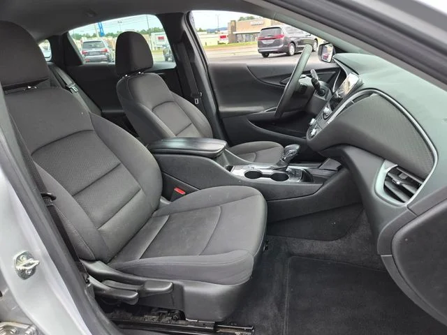 Used 2022 Silver Chevrolet LT image 20