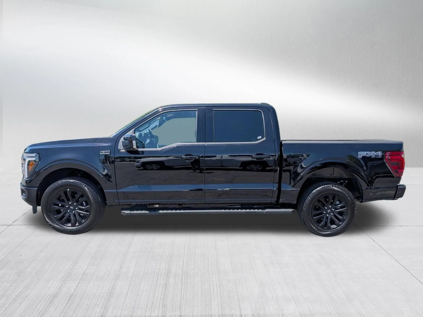 Used 2025 Black Metallic Ford LARIAT image 2