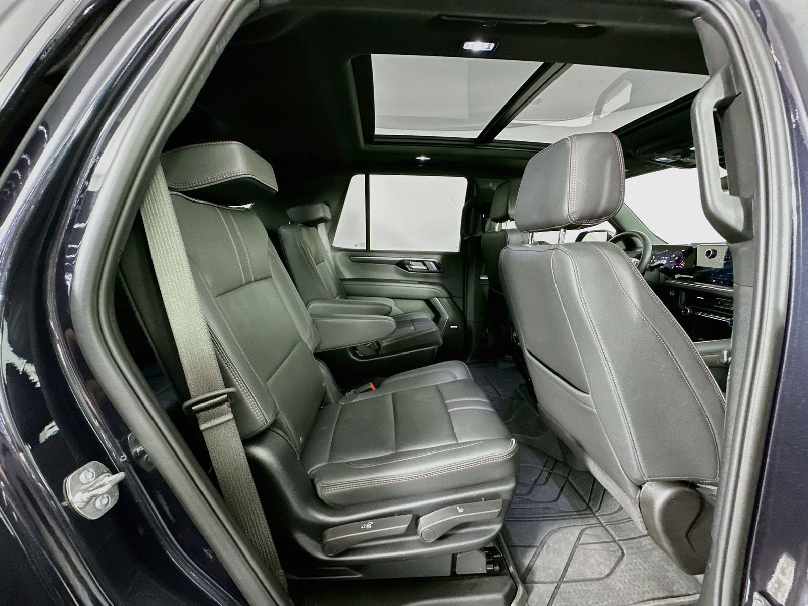 Used 2025 Dark Ash Metallic Chevrolet RST image 30