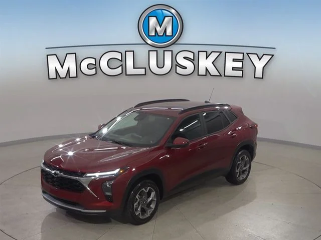 2025 Chevrolet Trax LT - Photo 18