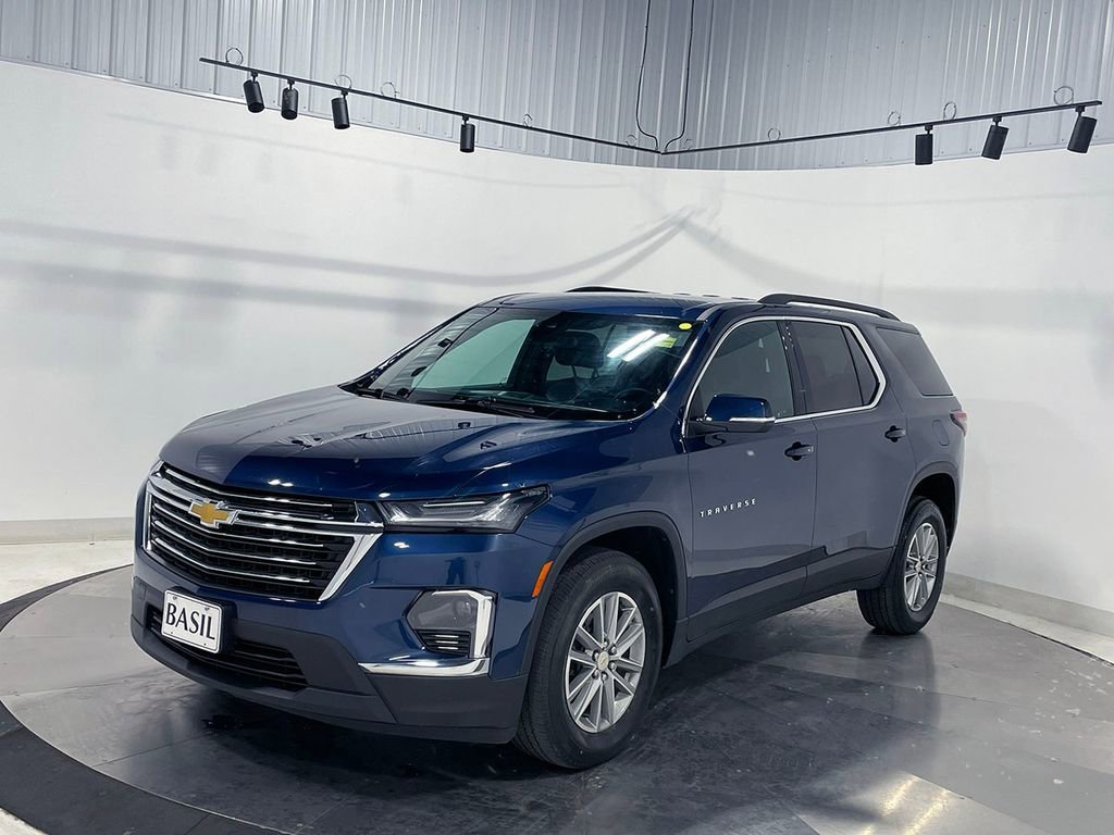 Used 2023 Northsky Blue Metallic Chevrolet LT Cloth image 8