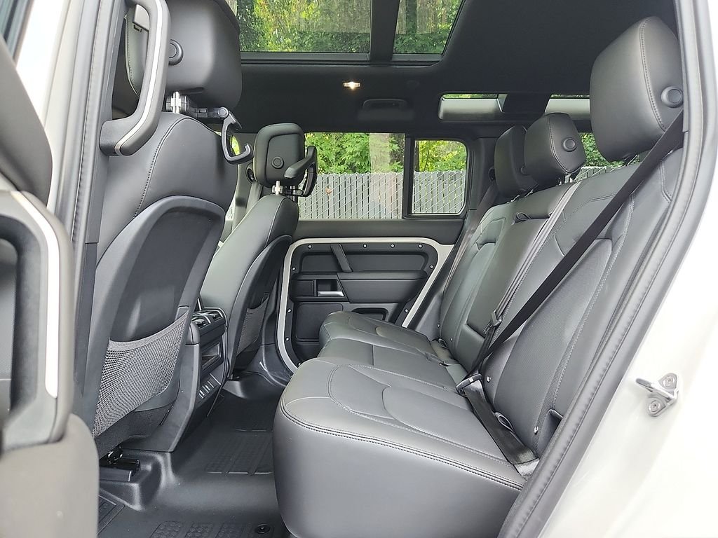 New 2026 Borasco Grey Land Rover S image 5