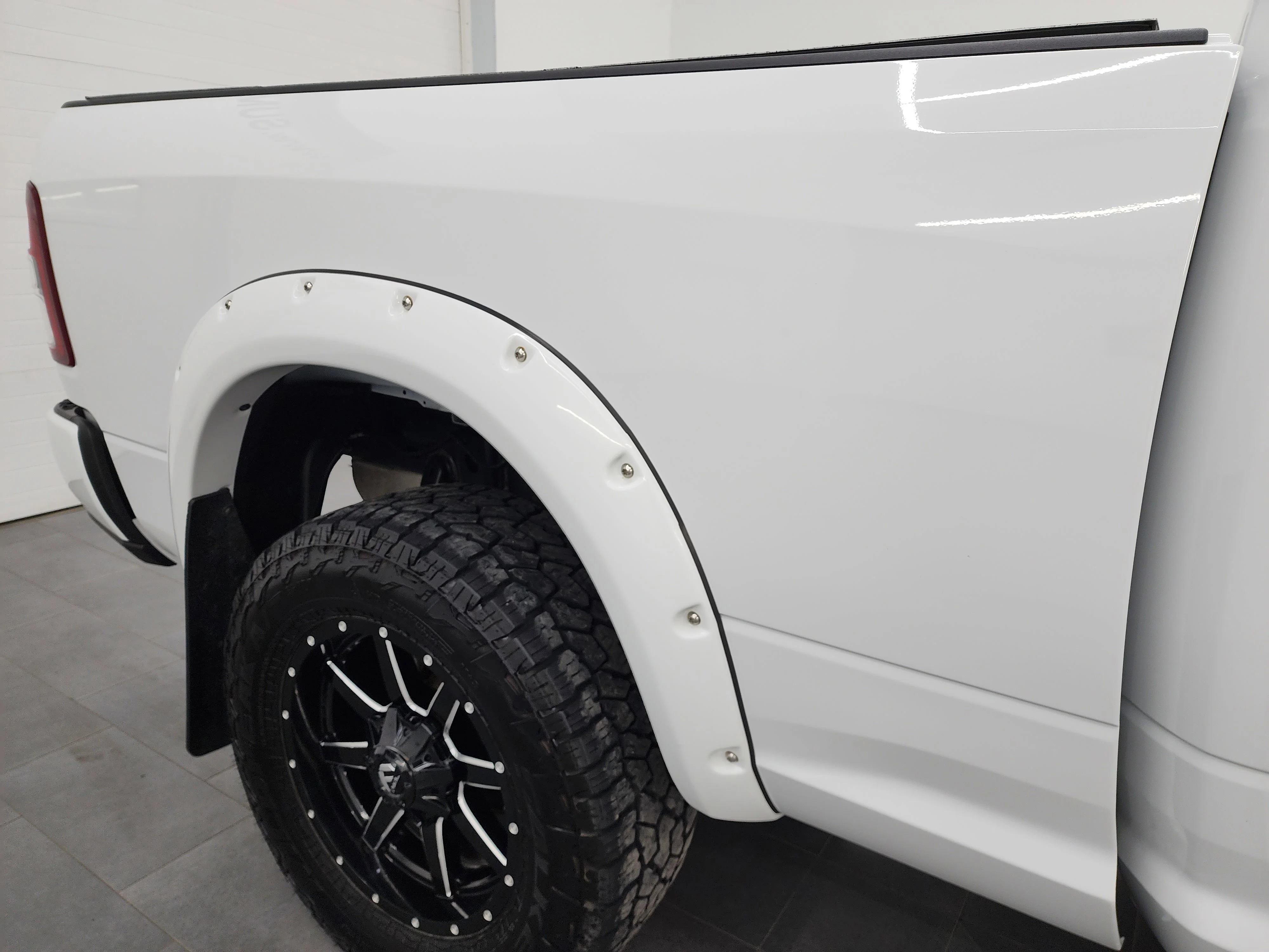Used 2022 Bright White Clearcoat Ram Big Horn image 27