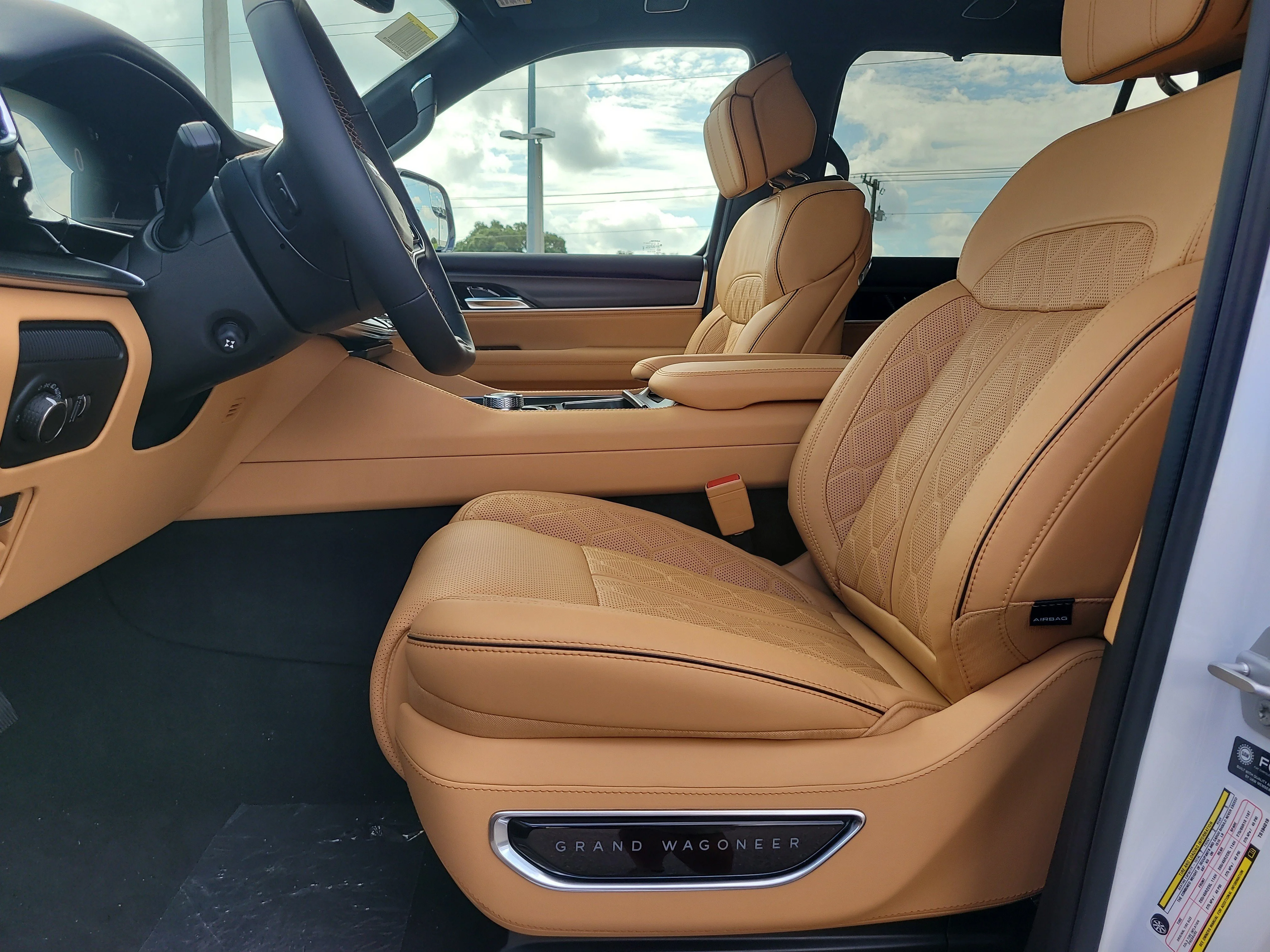 New 2026 Bright White Clearcoat Jeep Summit Reserve image 16