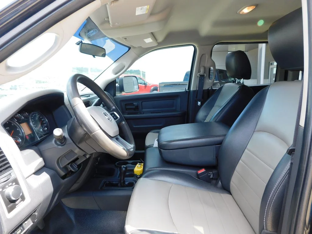 Used 2011 Brilliant Black Crystal Pearlcoat Ram ST image 24