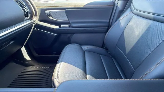 New 2027 Marsh Gray Ford Tremor® image 25