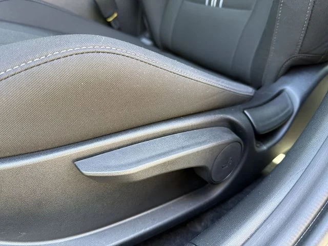 Used 2025 Silver Hyundai SEL Sport image 12