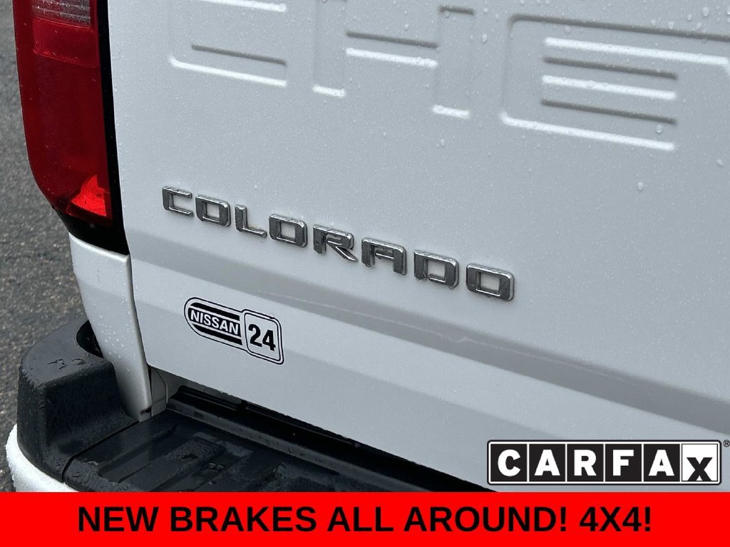 Used 2021 White Chevrolet LT image 11