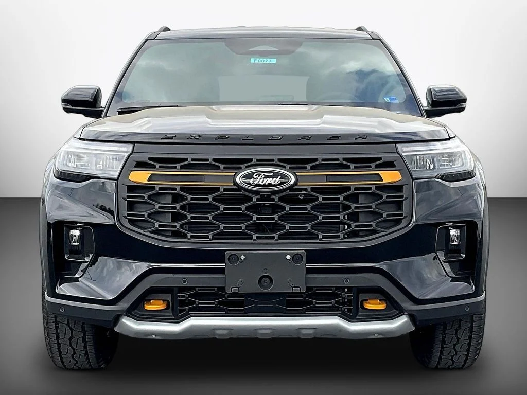 New 2026 Agate Black Metallic Ford Tremor® image 14