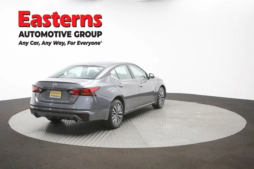 Used 2024 Gray Nissan 2.5 SV image 36