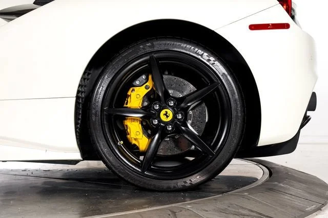 Certified Used 2018 Bianco Avus Ferrari  image 19
