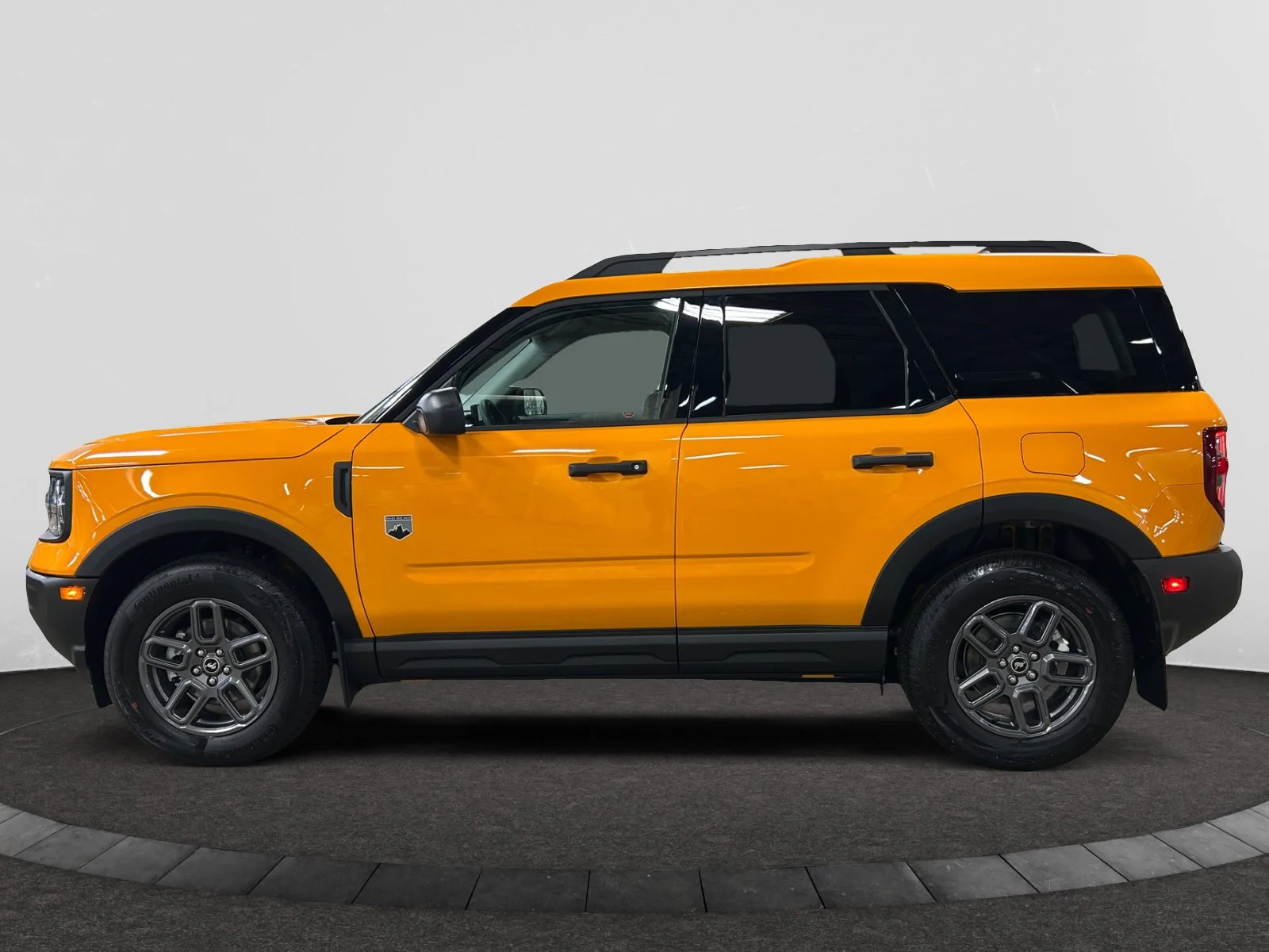 New 2026 Orange Fury Metallic Tri-Coat Ford Big Bend image 2