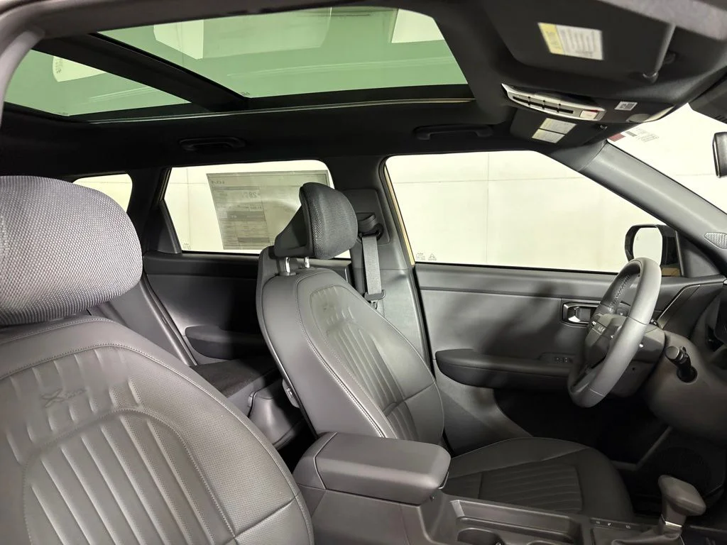 New 2027 Terrain Brown Kia X-Line S image 19