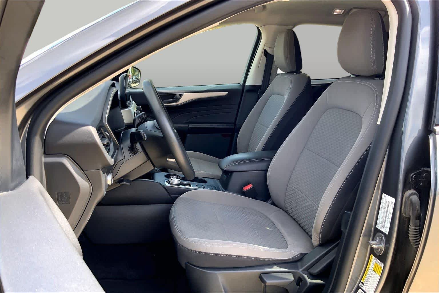 Used 2022 Carbonized Gray Metallic Ford SE image 7