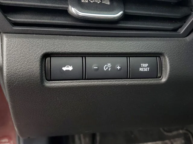 Used 2024 Red Nissan 2.5 SV image 19