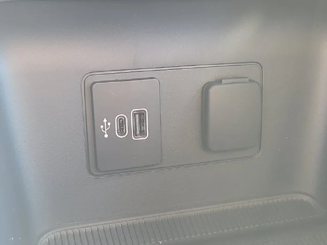New 2026 Vapor Blue Ford Active image 28