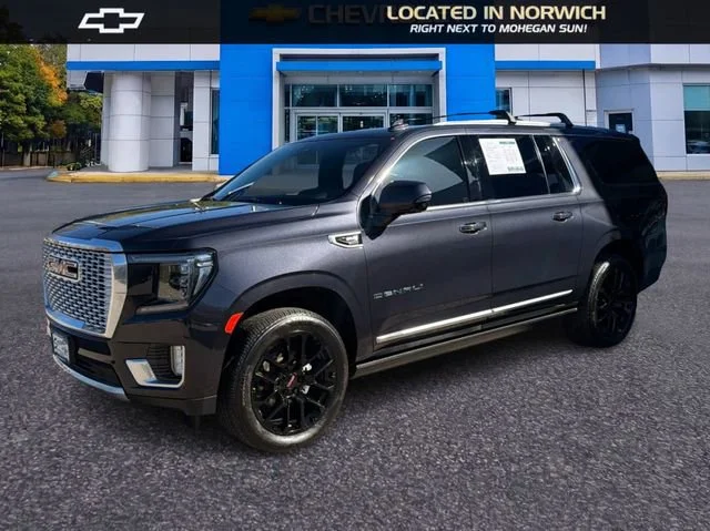 2023 GMC Yukon Denali AWD's photo