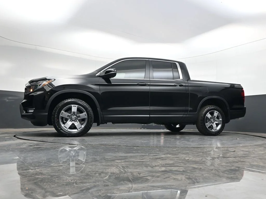 New 2026 Crystal Black Pearl Honda RTL image 30