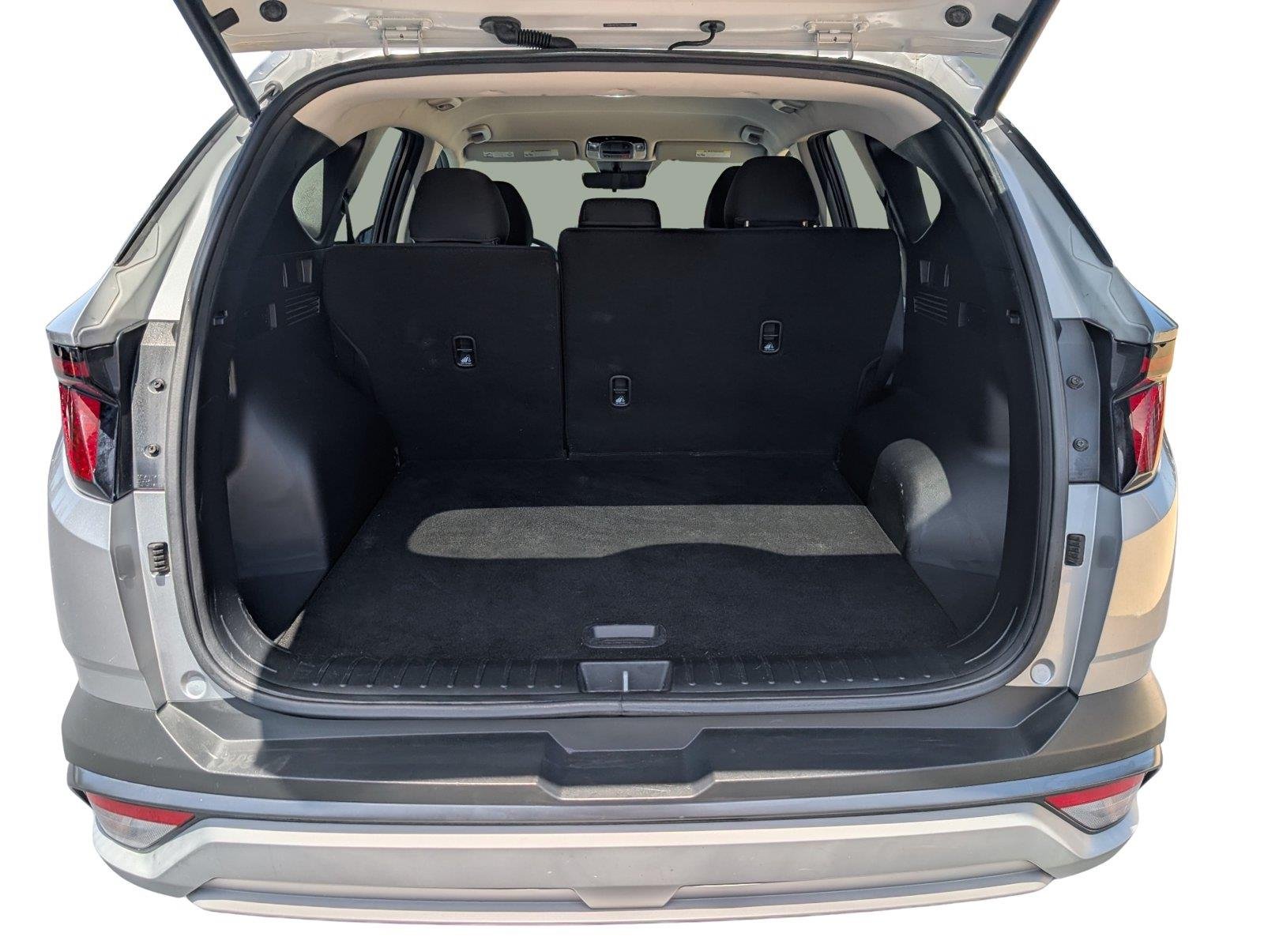Used 2025 Shimmering Silver Hyundai SEL image 36