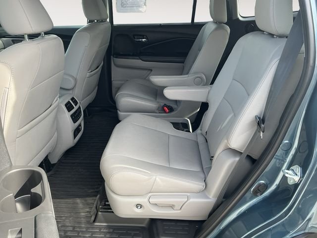 Used 2021 Blue Honda Touring image 12