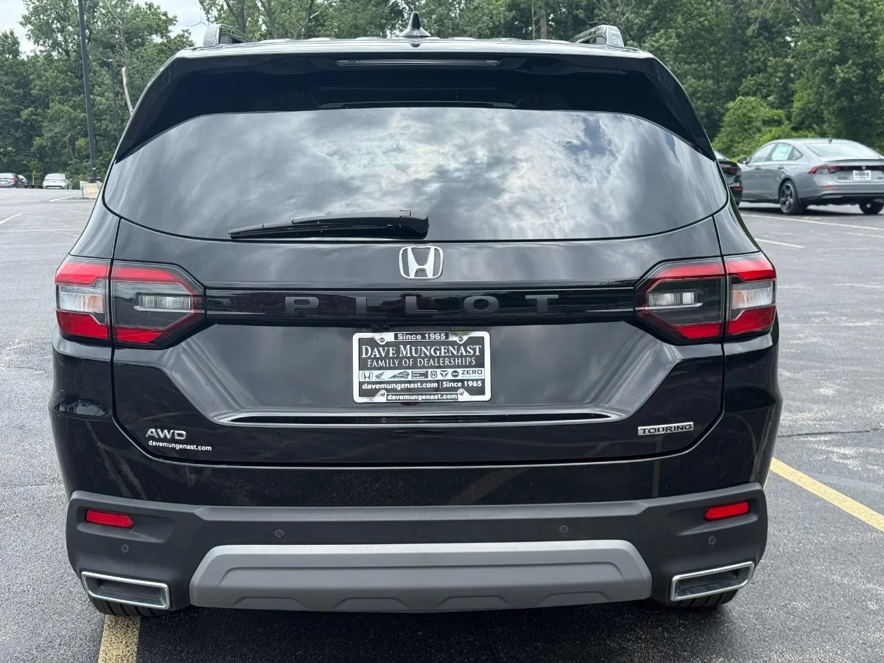 Certified Used 2025 Crystal Black Pearl Honda Touring image 5