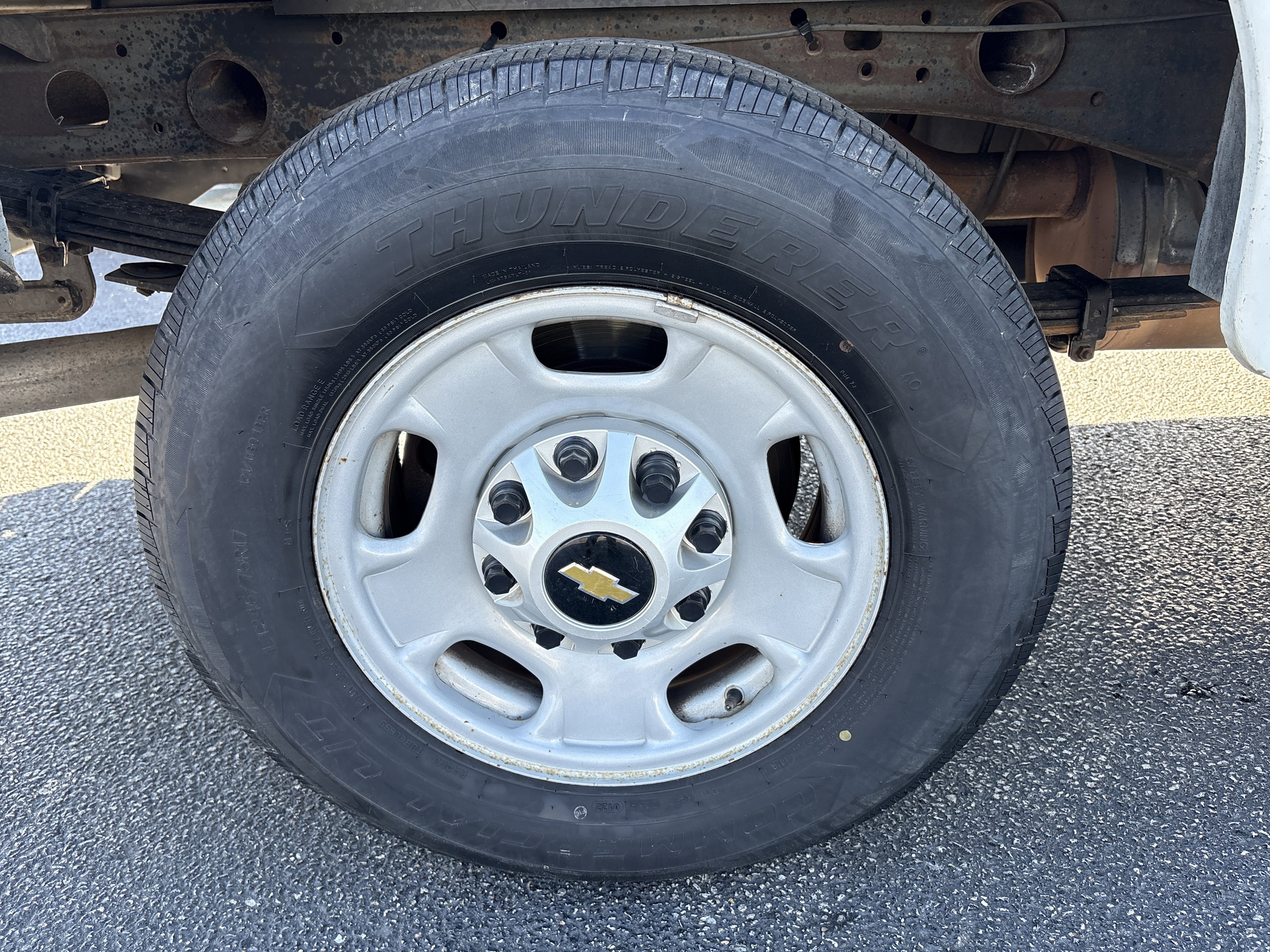 Used 2016 Summit White Chevrolet Work Truck image 8