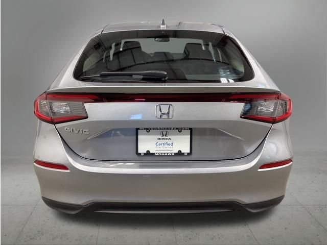 Certified Used 2023 Lunar Silver Metallic Honda LX image 5