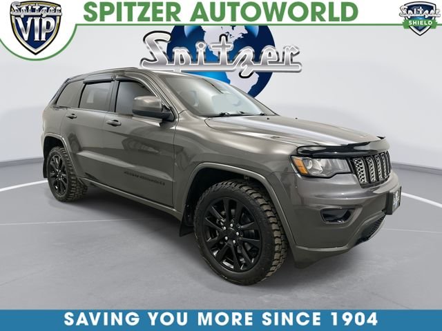 Used 2019 Gray Jeep Altitude image 1