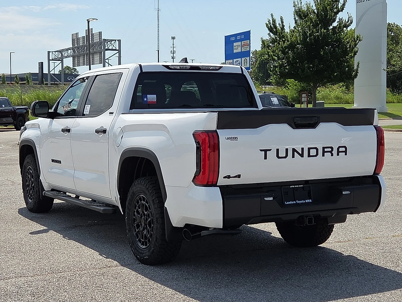 New 2026 Ice Cap Toyota SR5 image 3
