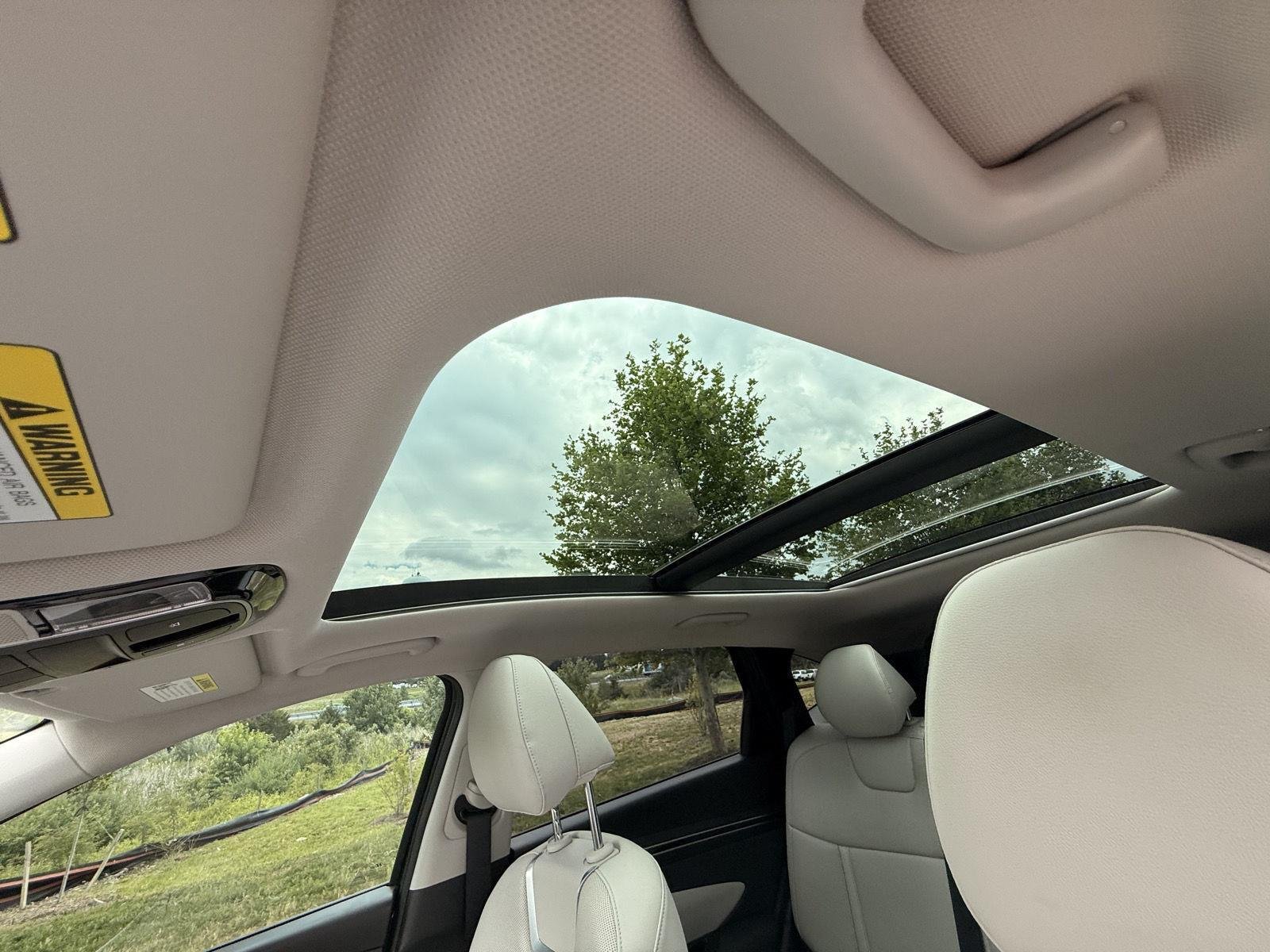 Used 2022 Portofino Gray Hyundai Limited image 16