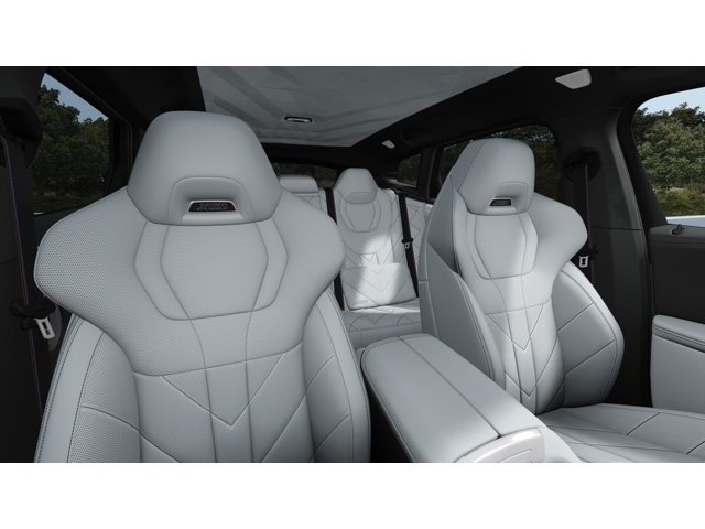 New 2027 Mineral White Metallic BMW  image 11