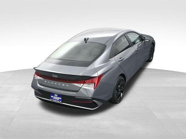 New 2026 Gray Hyundai SEL Sport image 28