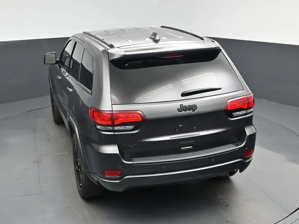 Used 2021 Gray Jeep Laredo X image 23