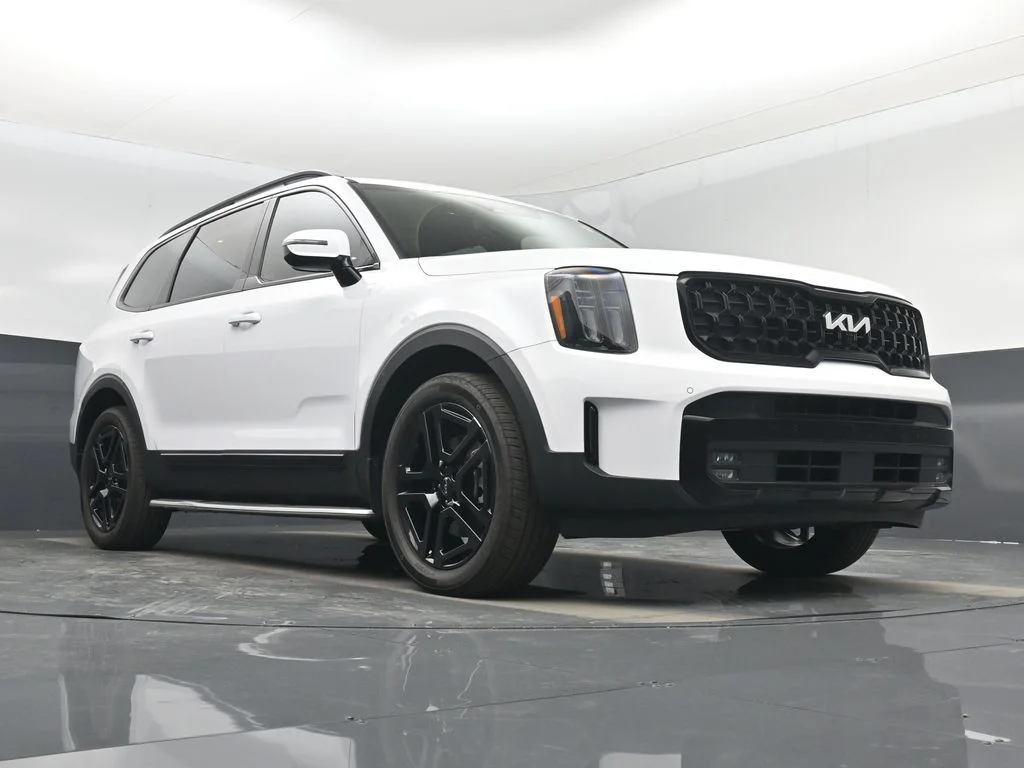 Certified Used 2024 White Kia SX-Prestige X-Line image 32