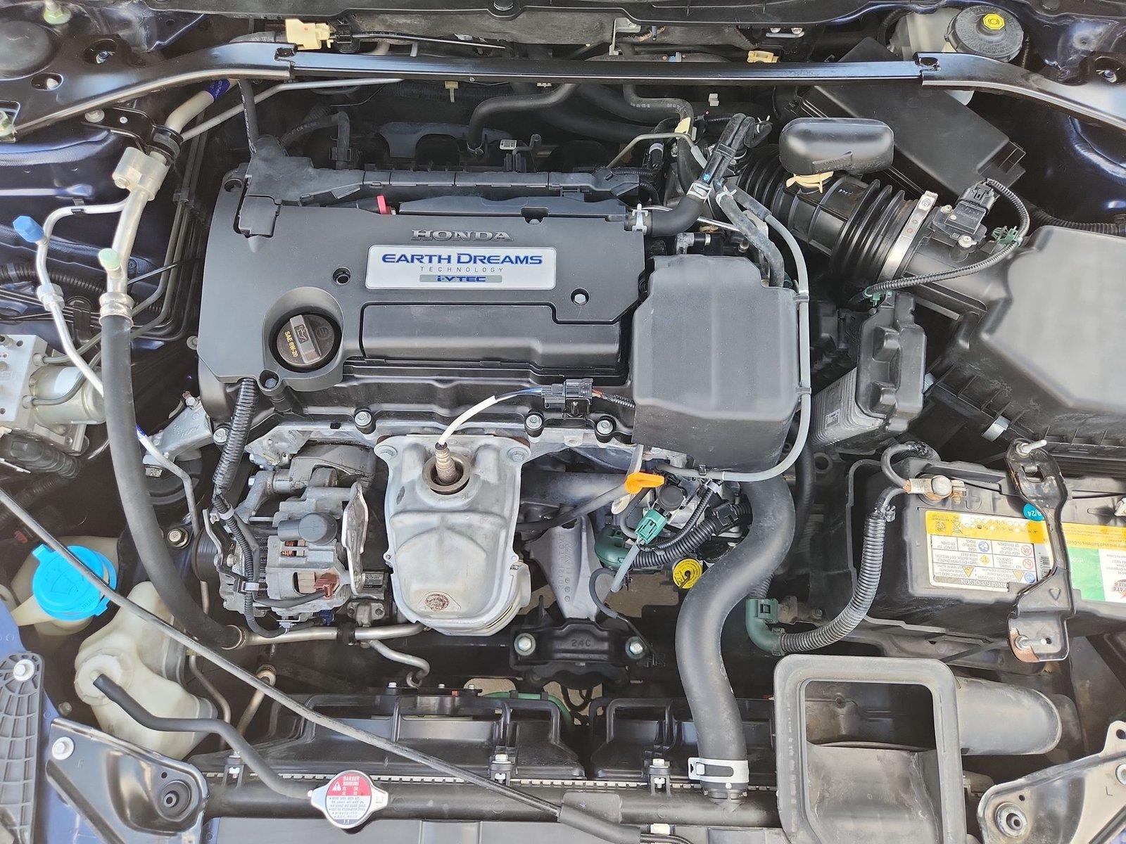 Used 2015  Honda Sport image 26