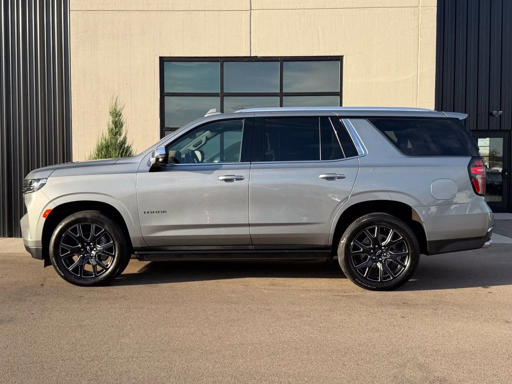 Used 2023 Gray Chevrolet Premier image 2