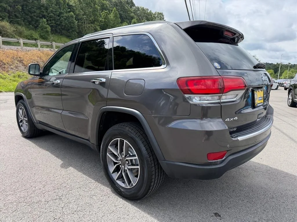 Used 2020 Gray Jeep Limited image 5