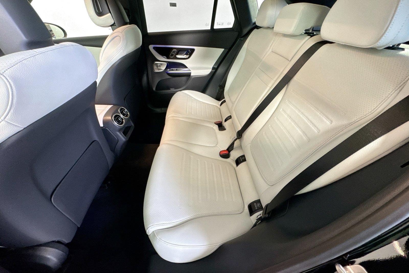 New 2026 Black Mercedes-Benz GLC 300 image 22