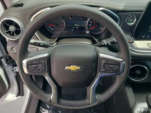 New 2026 Summit White Chevrolet 2LT image 25