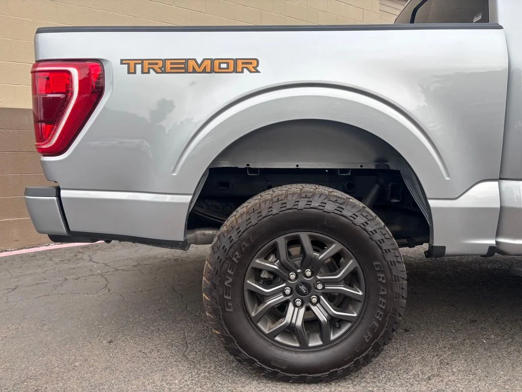 Used 2025 Gray Ford Tremor image 4