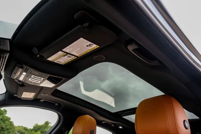 2026 Jaguar F-Pace R-Dynamic S - Photo 4