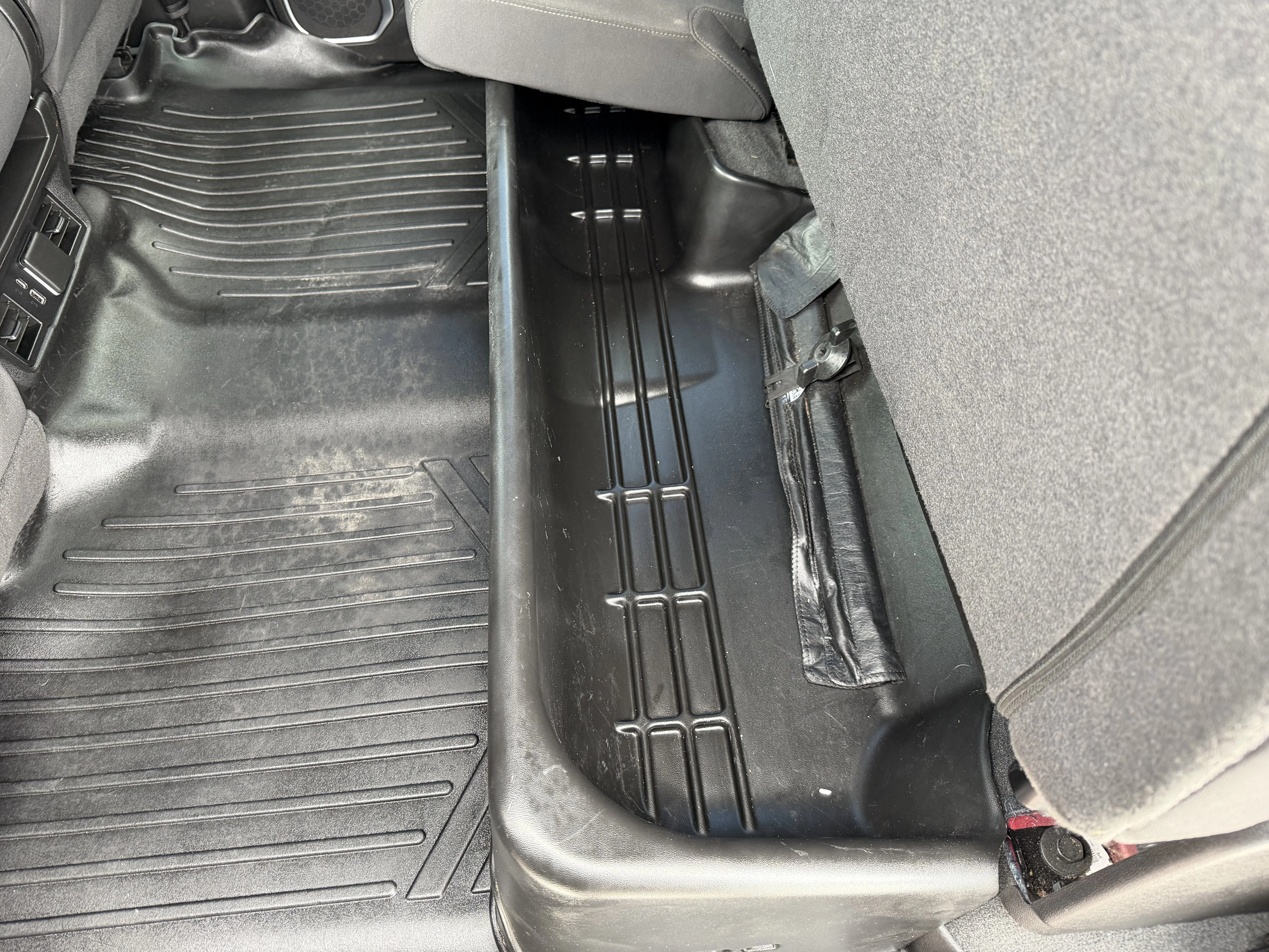 2023 Chevrolet Silverado 1500 LT - Photo 10