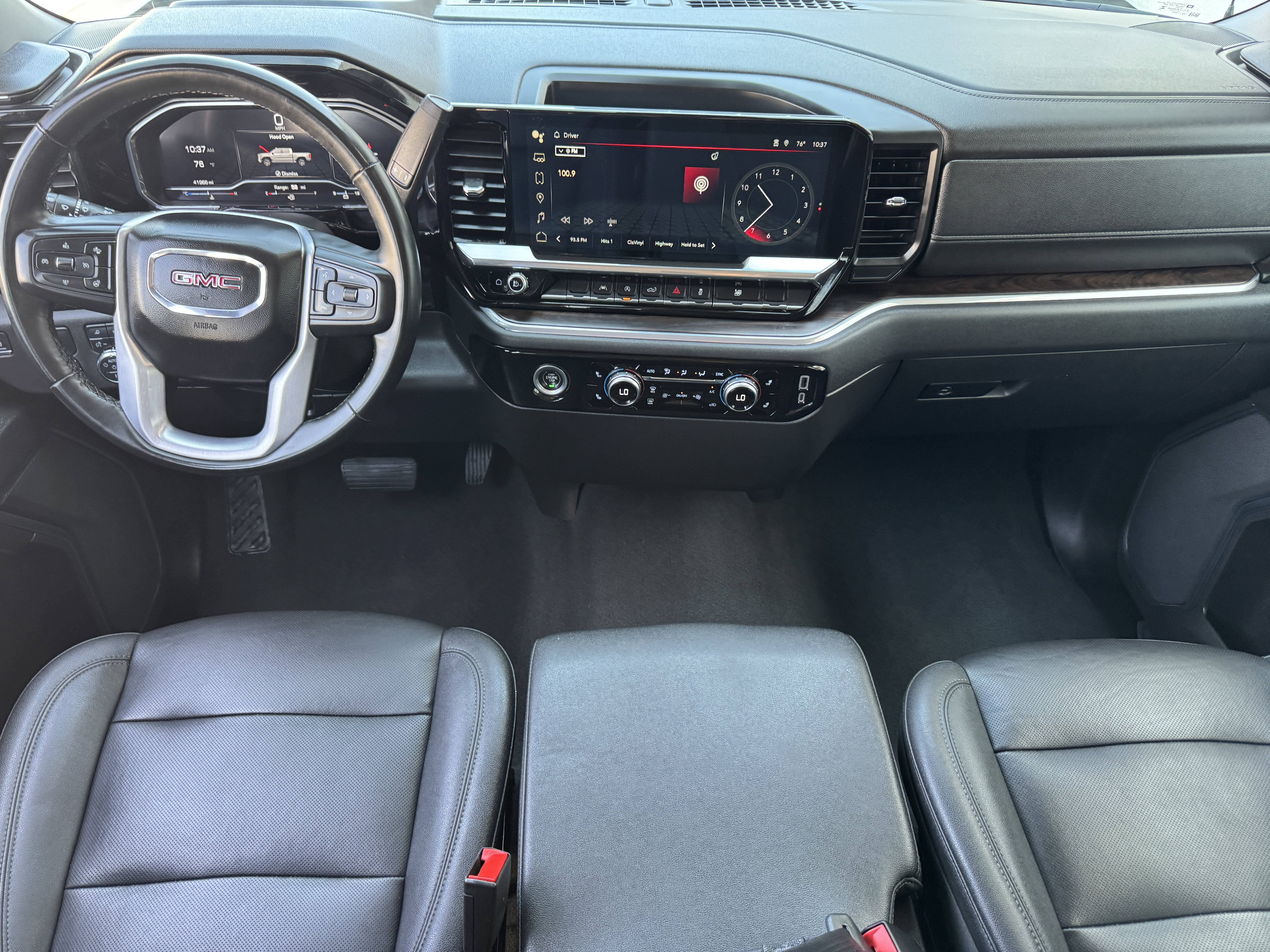 2024 GMC Sierra 1500 SLT - Photo 17