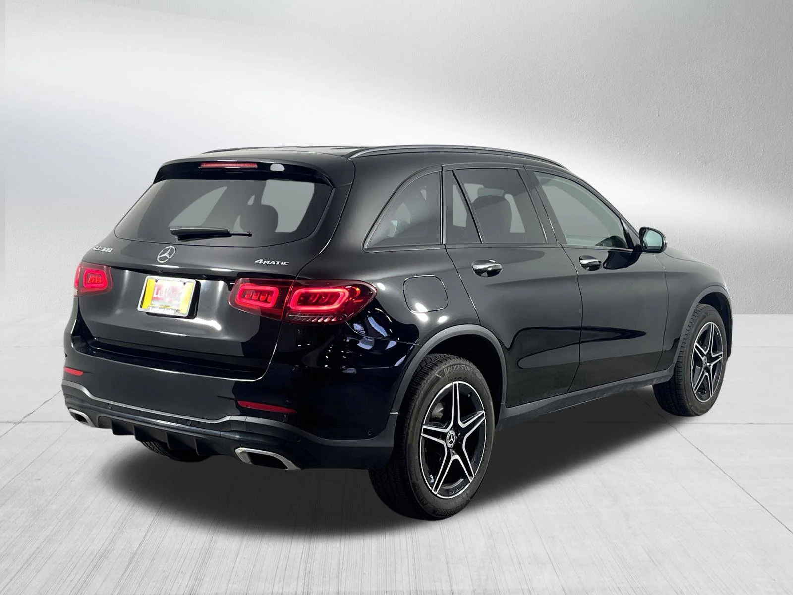 Used 2022 Black Mercedes-Benz GLC 300 image 7