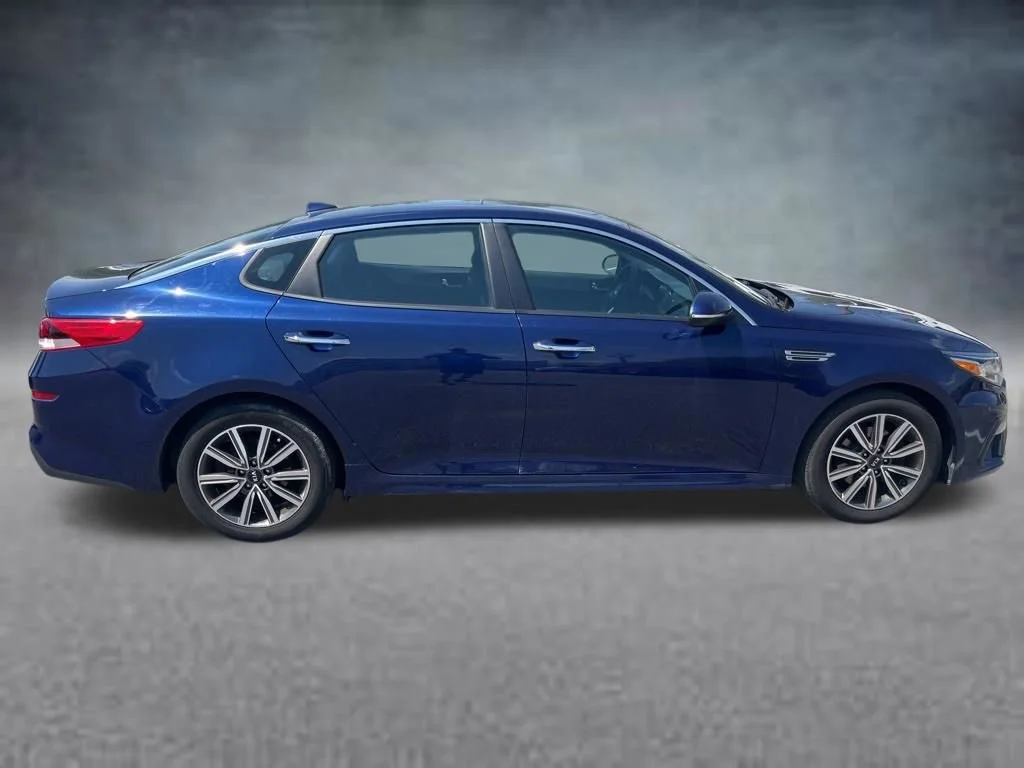 Used 2019 Horizon Blue Kia LX image 7