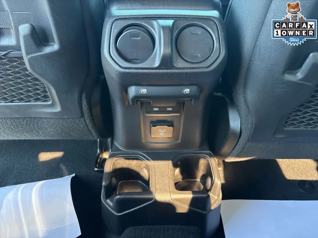 Used 2022 Green Jeep Rubicon image 29