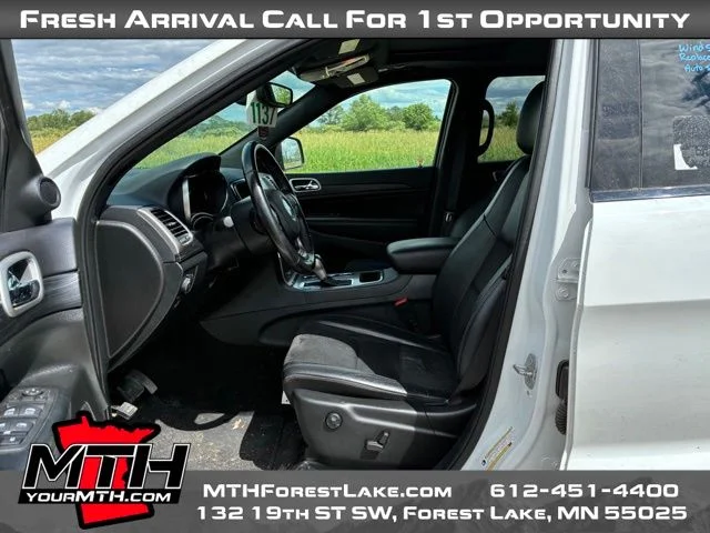 Used 2022 White Jeep Laredo X image 9