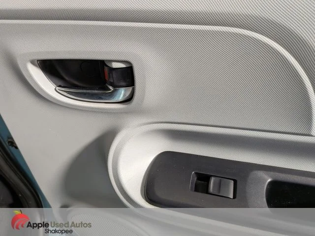 Used 2014  Toyota Two image 30